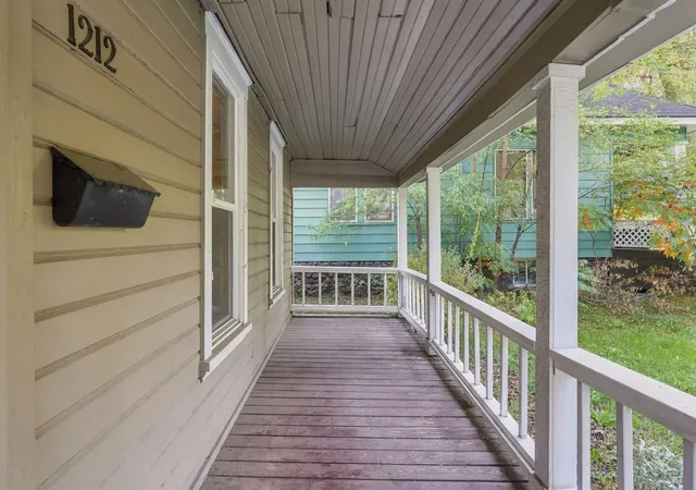 Photo 3 of Single family home for sale at 1212 W 14th Avenue, Spokane, WA 99204 | MLS# 202624863 | Listing updated on 2026-10-02