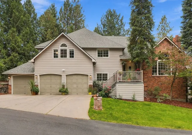 Photo 1 of Single family home for sale at 1306 E Sara Ln, Spokane, WA 99223 | MLS# 202624864 | Listing updated on 2026-10-17