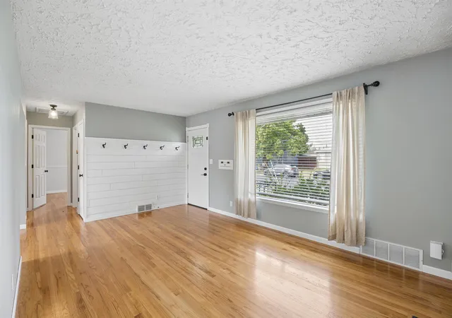 Photo 4 of Single family home for sale at 4823 W Hoffman Pl, Spokane, WA 99205 | MLS# 202624871 | Listing updated on 2026-10-06