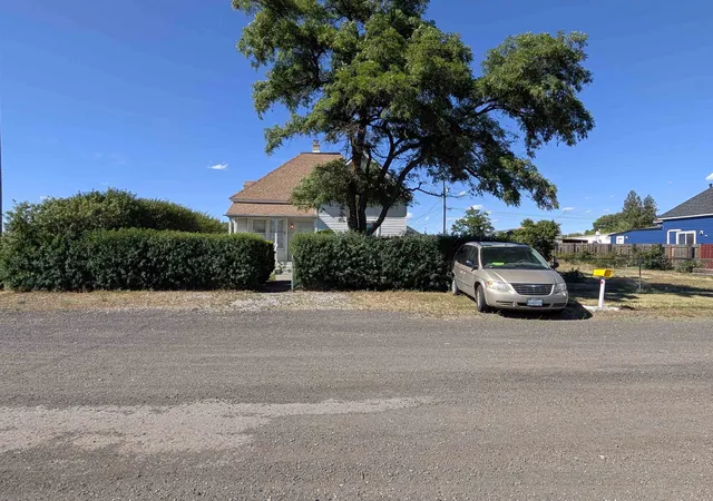 Photo 1 of Single family home for sale at 3503 E Broad Ave, Spokane, WA 99217 | MLS# 202624890 | Listing updated on 2026-10-09