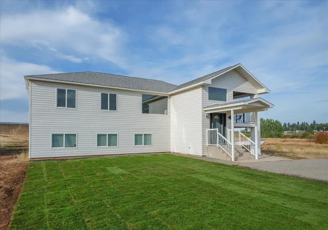 Photo 1 of Single family home for sale at 13528 W Medical Lake 4 Lakes Rd, Cheney, WA 99004 | MLS# 202624894 | Listing updated on 2026-10-26