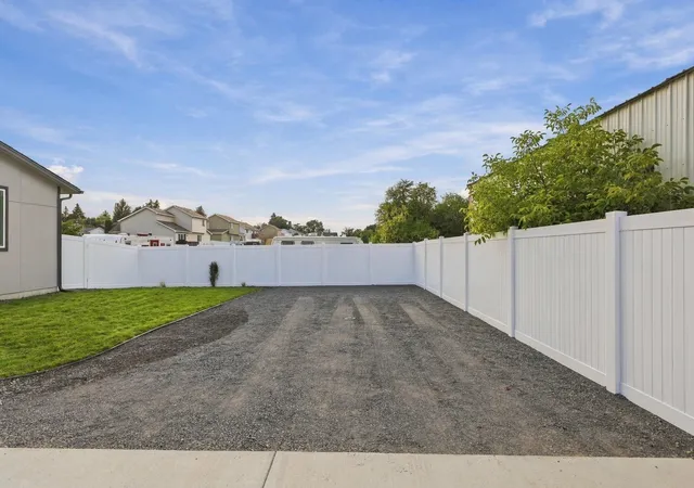 Photo 3 of Single family home for sale at 9910 E Springfield Ln, Spokane Valley, WA 99206 | MLS# 202624898 | Listing updated on 2026-10-09