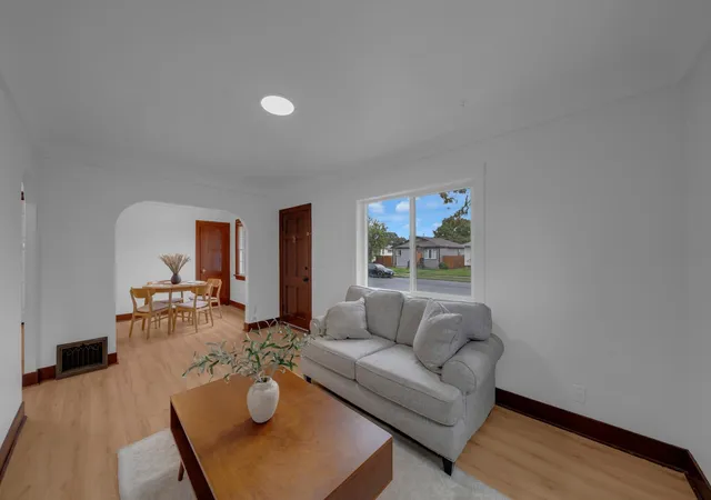 Photo 3 of Single family home for sale at 417 E Princeton Ave, Spokane, WA 99207 | MLS# 202624917 | Listing updated on 2026-10-03