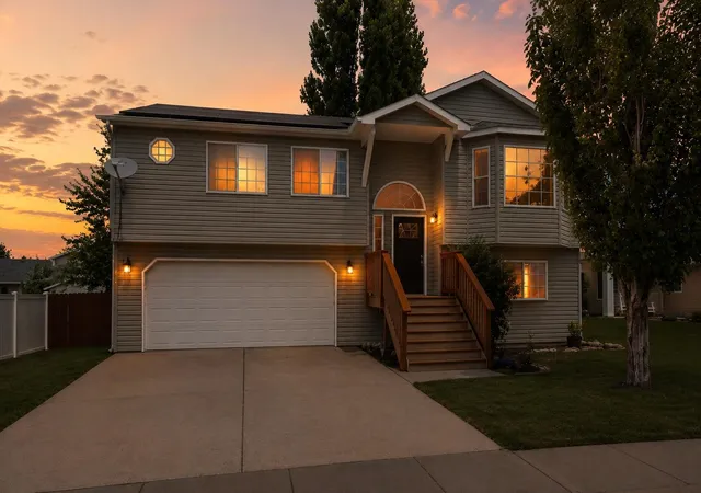 Photo 1 of Single family home for sale at 727 E Carrie Dr, Medical Lake, WA 99022 | MLS# 202624922 | Listing updated on 2026-10-05