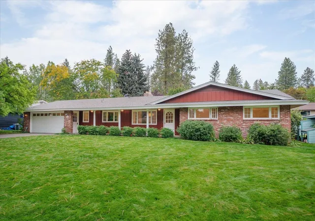 Photo 1 of Single family home for sale at 11121 E 22nd Avenue, Spokane Valley, WA 99206 | MLS# 202624937 | Listing updated on 2026-10-05