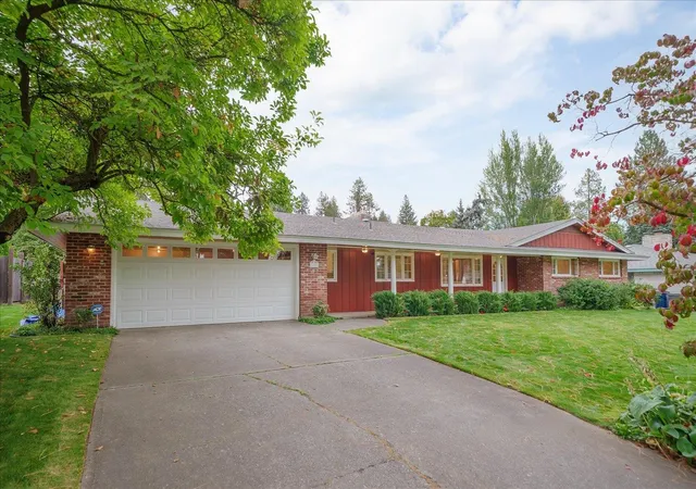 Photo 3 of Single family home for sale at 11121 E 22nd Avenue, Spokane Valley, WA 99206 | MLS# 202624937 | Listing updated on 2026-10-05