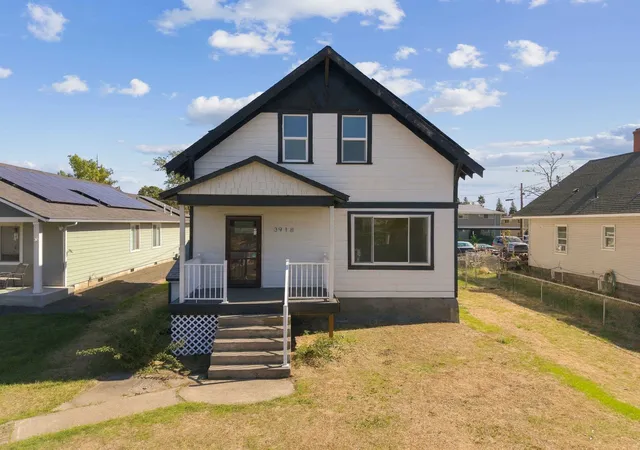 Photo 1 of Single family home for sale at 3918 N Maple St, Spokane, WA 99205 | MLS# 202624941 | Listing updated on 2026-10-05