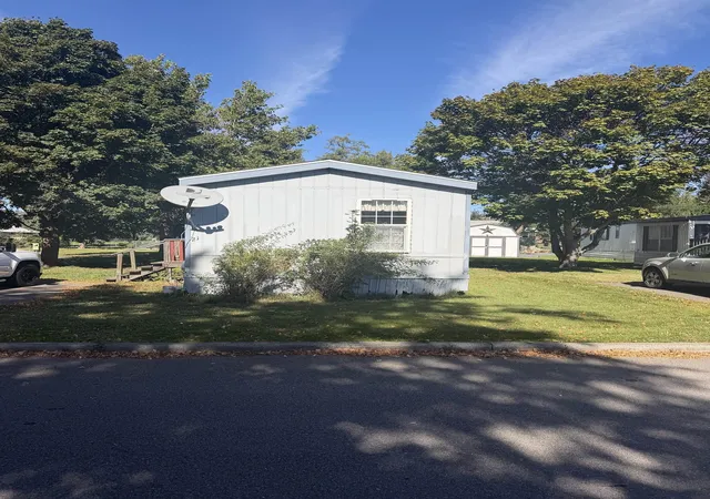 Manufactured home for sale at 22105 E Wellesley Ave, Otis Orchards, WA 99027 | MLS# 202624955