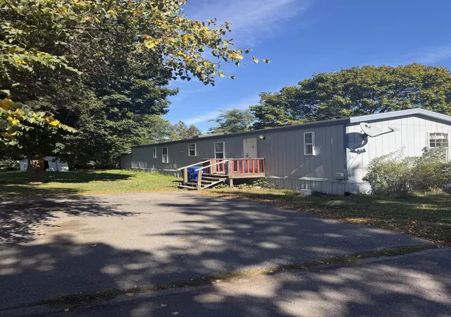 Photo 2 of Manufactured home for sale at 22105 E Wellesley Ave, Otis Orchards, WA 99027 | MLS# 202624955 | Listing updated on 2026-10-05