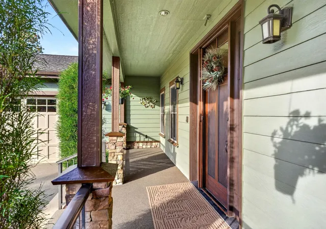 Photo 4 of Single family home for sale at 724 N Pack Trl Ln, Liberty Lake, WA 99019 | MLS# 202624988 | Listing updated on 2026-10-06