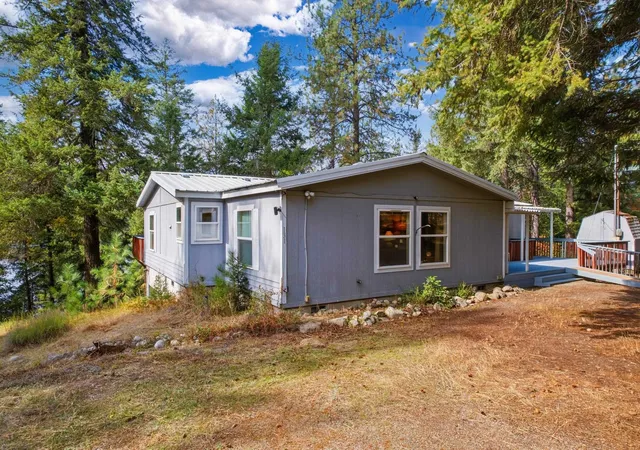 Photo 1 of Manufactured home for sale at 131 Finnila Dr, Newport, WA 99156 | MLS# 202625016 | Listing updated on 2026-09-30