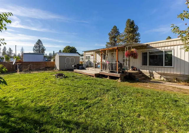 Photo 3 of Manufactured home for sale at 40414 N Newport #34 Hwy, Elk, WA 99009 | MLS# 202625024 | Listing updated on 2026-10-07