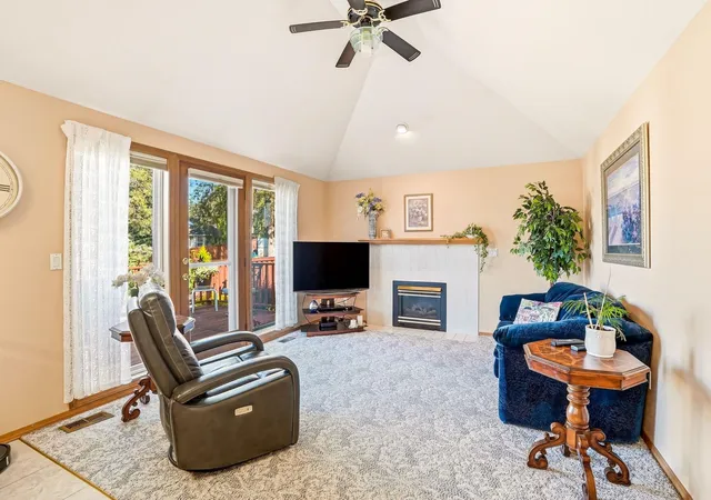 Photo 4 of Sale Pending at 12116 N Morton Dr, Spokane, WA 99218 | MLS# 202625030 | Listing updated on 2026-10-12