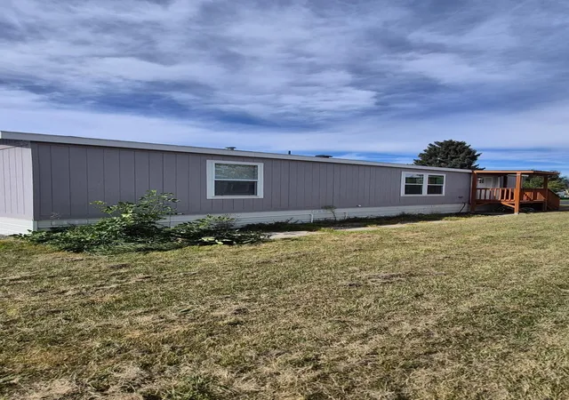 Photo 3 of Manufactured home for sale at 11705 N Wilson #a38 St, Mead, WA 99021 | MLS# 202625038 | Listing updated on 2026-10-07