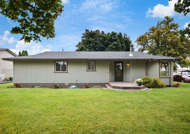Photo 2 of Sale Pending at 3804 N Park Rd, Spokane Valley, WA 99212 | MLS# 202625044 | Listing updated on 2026-10-05