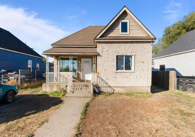 Photo 3 of Single family home for sale at 3515 E Broad Ave, Spokane, WA 99217 | MLS# 202625056 | Listing updated on 2026-10-07