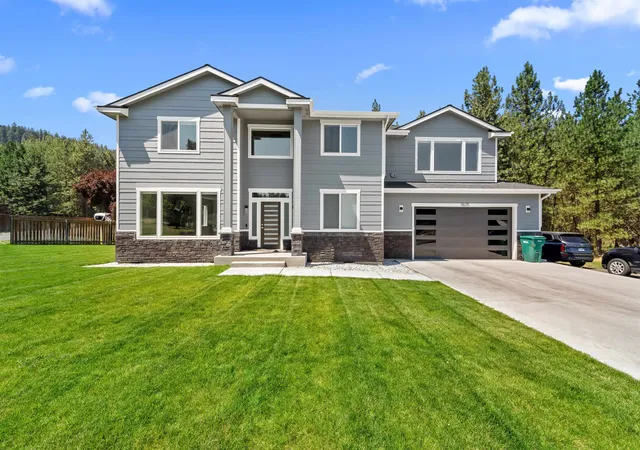 Photo 1 of Single family home for sale at 11625 N Alberta Ln, Spokane, WA 99218 | MLS# 202625061 | Listing updated on 2026-10-08