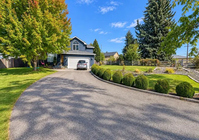 Photo 2 of Single family home for sale at 13017 E Longfellow Ave, Spokane Valley, WA 99216 | MLS# 202625079 | Listing updated on 2026-10-08