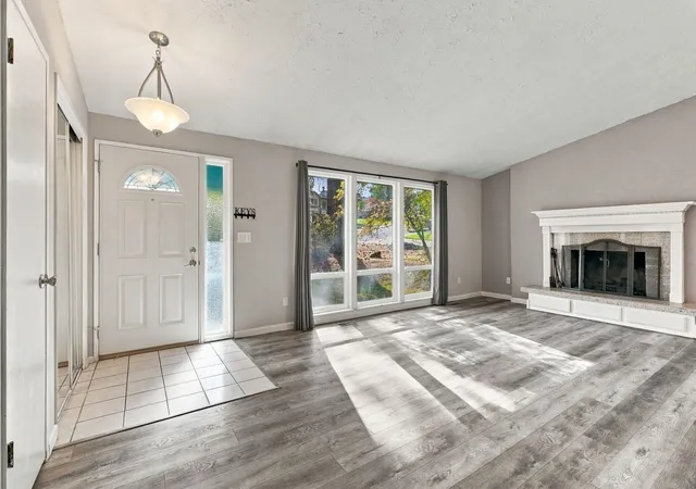 Photo 3 of Sale Pending at 8405 N Colton St, Spokane, WA 99208 | MLS# 202625081 | Listing updated on 2026-10-05