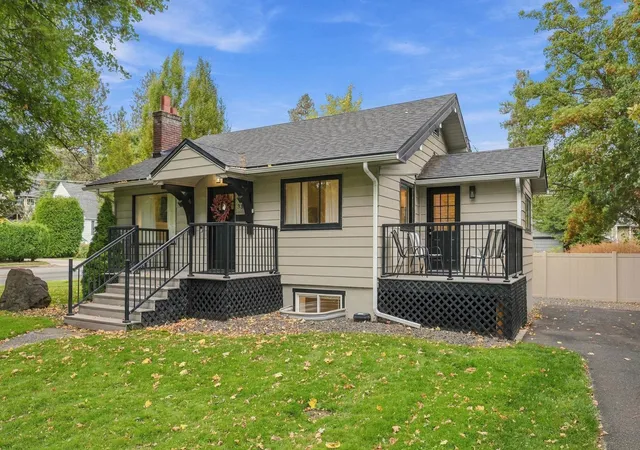Photo 3 of Sale Pending at 330 W 20th Avenue, Spokane, WA 99203 | MLS# 202625091 | Listing updated on 2026-10-05