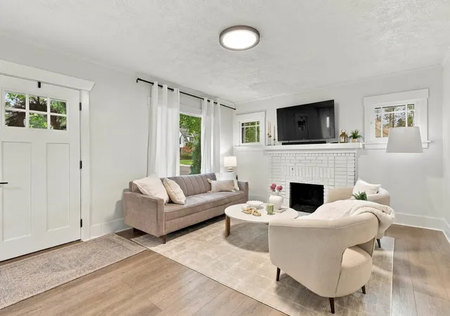 Photo 3 of Sale Pending at 330 W 20th Avenue, Spokane, WA 99203 | MLS# 202625091 | Listing updated on 2026-10-05