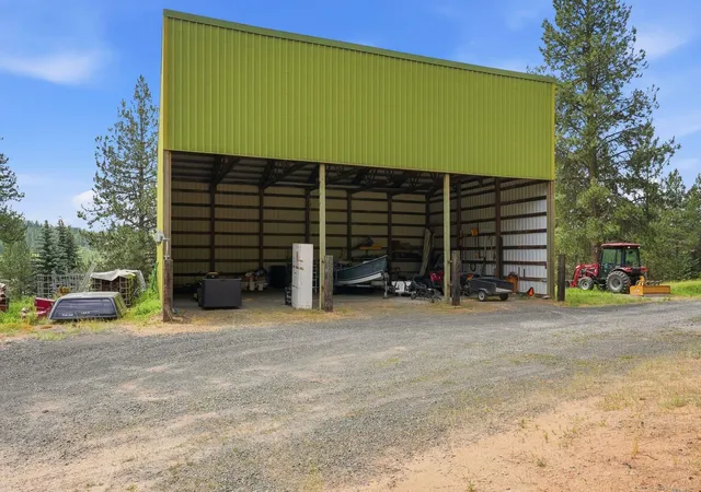 Photo 3 of Single family home for sale at 26401 E Elder Rd, Rockford, WA 99030 | MLS# 202625101 | Listing updated on 2026-10-08