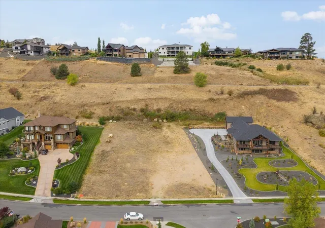 Land for sale at 250 N Holiday Hills Dr, Liberty Lake, WA 99019 | MLS# 202625103