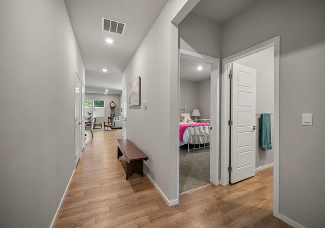 Photo 2 of Single family home for sale at 1902 N Drummond Ct, Greenacres, WA 99016 | MLS# 202625128 | Listing updated on 2026-10-08