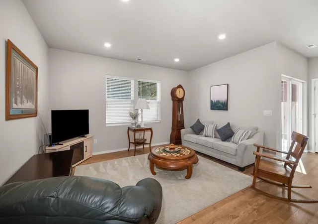 Photo 4 of Single family home for sale at 1902 N Drummond Ct, Greenacres, WA 99016 | MLS# 202625128 | Listing updated on 2026-10-08