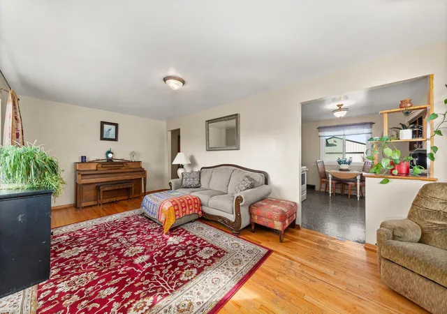 Photo 3 of Single family home for sale at 2813 N Stone St, Spokane, WA 99207 | MLS# 202625148 | Listing updated on 2026-10-08