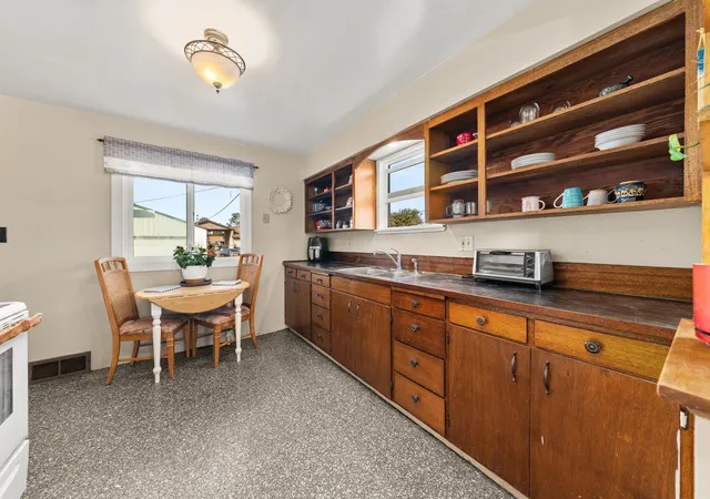 Photo 4 of Single family home for sale at 2813 N Stone St, Spokane, WA 99207 | MLS# 202625148 | Listing updated on 2026-10-08