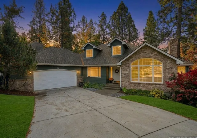 Single family home for sale at 6702 S Westchester Dr, Spokane, WA 99223 | MLS# 202625155