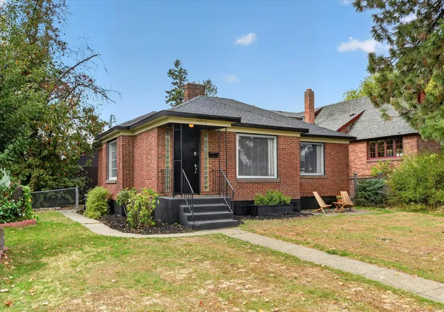 Photo 1 of Single family home for sale at 4323 N Wall St, Spokane, WA 99205 | MLS# 202625164 | Listing updated on 2026-10-08