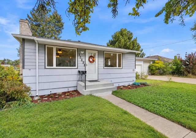 Photo 3 of Single family home for sale at 13521 E 16th Avenue, Spokane Valley, WA 99216 | MLS# 202625168 | Listing updated on 2026-10-08