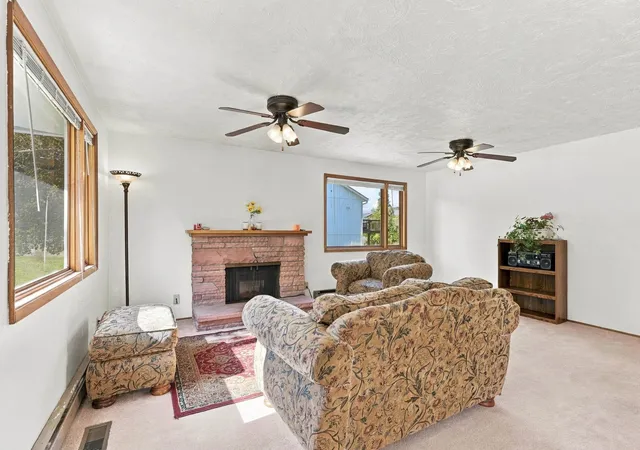 Photo 4 of Single family home for sale at 13521 E 16th Avenue, Spokane Valley, WA 99216 | MLS# 202625168 | Listing updated on 2026-10-08
