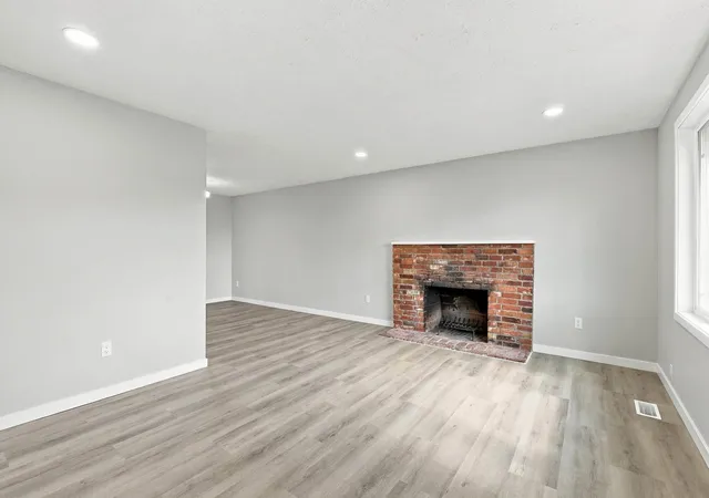 Photo 4 of Single family home for sale at 1823 E Joseph Ave, Spokane, WA 99208 | MLS# 202625182 | Listing updated on 2026-10-08