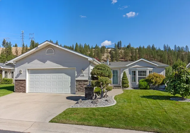 Photo 1 of Manufactured home for sale at 10406 N Jacqueline Ln, Nine Mile Falls, WA 99026 | MLS# 202625184 | Listing updated on 2026-10-08