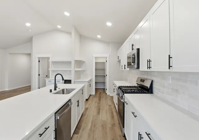 Photo 2 of Single family home for sale at 5328 N Sun Beam Ln, Spokane, WA 99217 | MLS# 202625198 | Listing updated on 2026-10-08