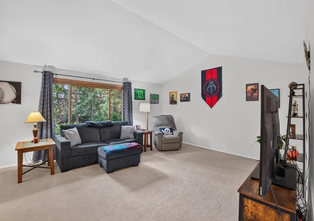 Photo 4 of Single family home for sale at 10117 N Larchwood St, Spokane, WA 99208 | MLS# 202625206 | Listing updated on 2026-10-08
