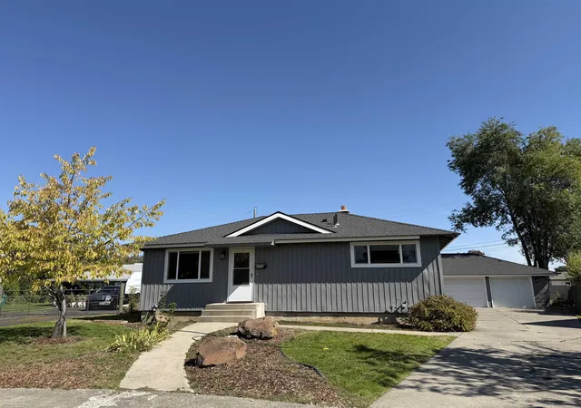 Photo 1 of Single family home for sale at 2310 N Upriver Ct, Spokane, WA 99217 | MLS# 202625219 | Listing updated on 2026-10-08
