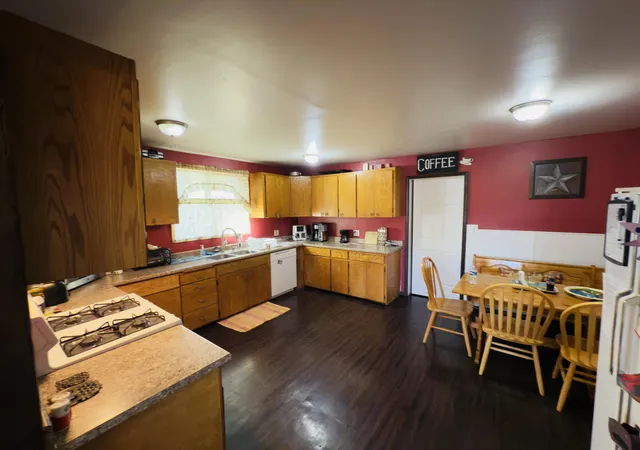 Photo 4 of Single family home for sale at 1808 W Augusta Ave, Spokane, WA 99205 | MLS# 202625226 | Listing updated on 2026-10-08