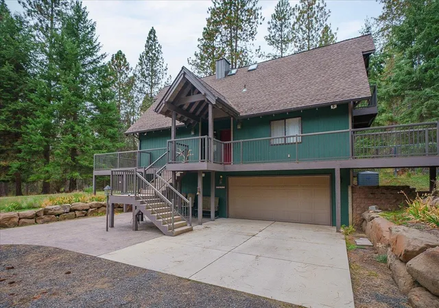 Photo 3 of Single family home for sale at 22915 E Morris Rd, Newman Lake, WA 99025 | MLS# 202625231 | Listing updated on 2026-10-08