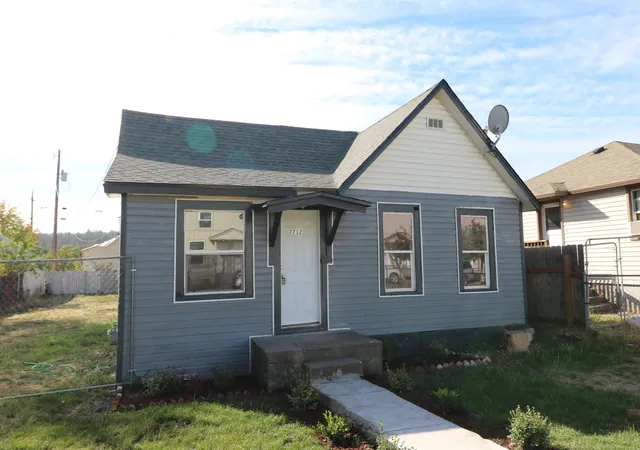 Photo 1 of Sale Pending at 2712 E Pacific Ave, Spokane, WA 99202 | MLS# 202625232 | Listing updated on 2026-10-02