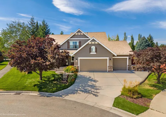 Photo 3 of Single family home for sale at 5916 S Windstar St, Spokane, WA 99224 | MLS# 202625244 | Listing updated on 2026-10-09