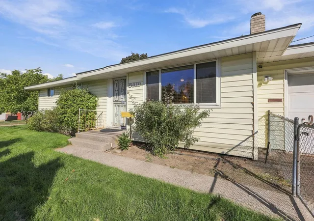 Single family home for sale at 5818 N Crestline St, Spokane, WA 99208 | MLS# 202625249