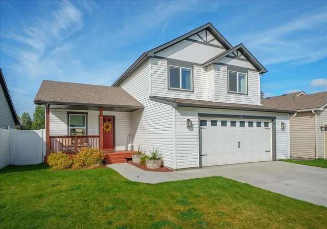 Single family home for sale at 427 N Calvin Ln, Spokane Valley, WA 99216 | MLS# 202625258