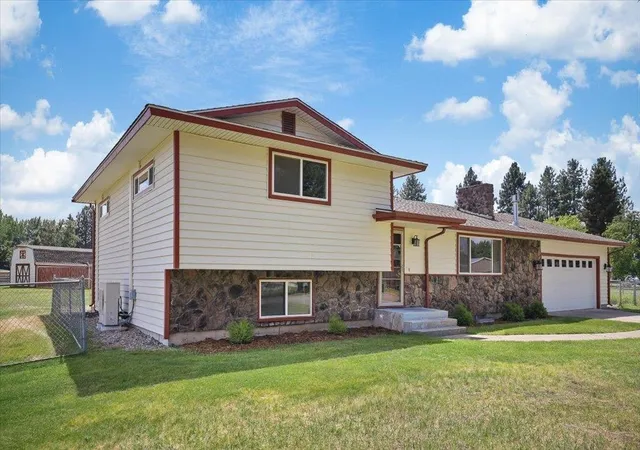 Photo 2 of Single family home for sale at 509 S Cavalier Ct, Greenacres, WA 99016 | MLS# 202625260 | Listing updated on 2026-10-09