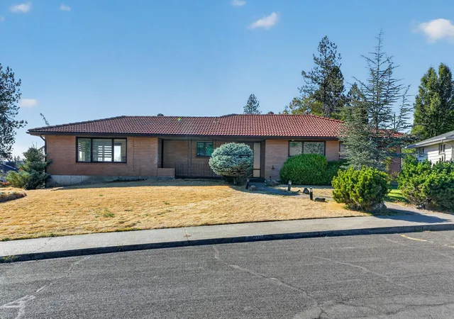 Photo 1 of Single family home for sale at 7011 N G St, Spokane, WA 99208 | MLS# 202625265 | Listing updated on 2026-10-09