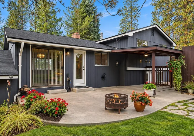 Photo 1 of Single family home for sale at 2717 S Mcdonald Rd, Spokane Valley, WA 99216 | MLS# 202625270 | Listing updated on 2026-10-09