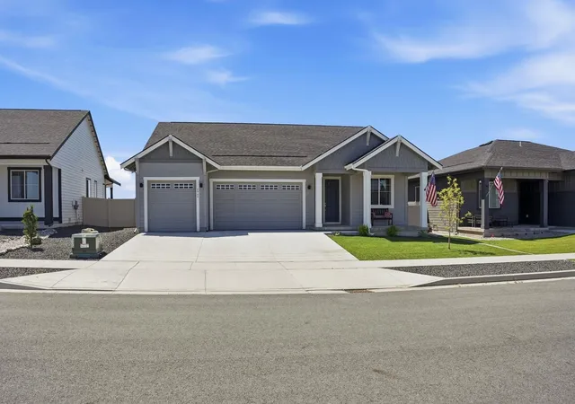 Photo 1 of Sale Pending at 5949 S Sherri Lea Rd, Spokane, WA 99224 | MLS# 202625274 | Listing updated on 2026-10-20